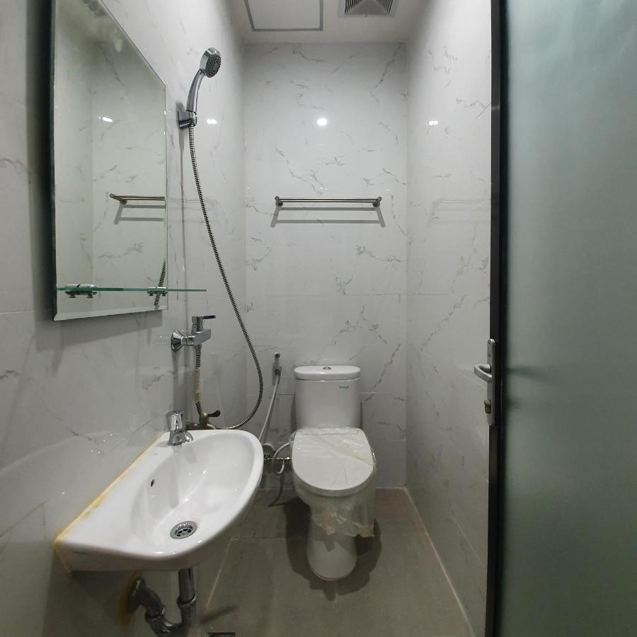 Circle One Hotel Palembang Buitenkant foto