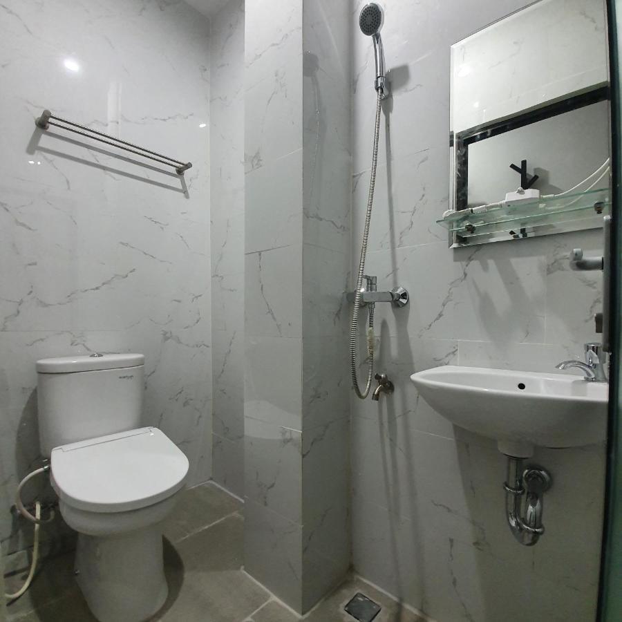 Circle One Hotel Palembang Buitenkant foto